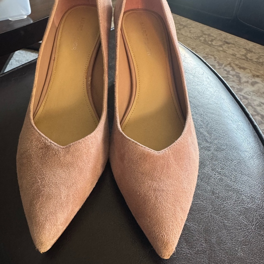 Light pink suede pump, Marc Fisher 3 inch heel - Picture 2 of 4